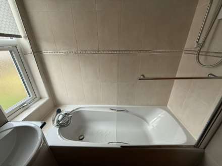 Leeds Road, Dewsbury, Image 7