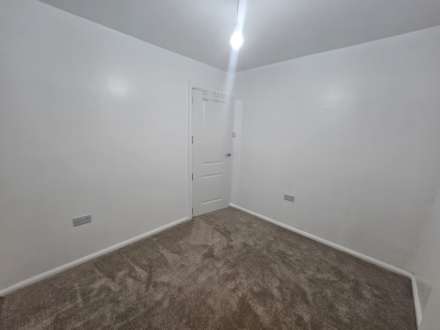 Throstle Nest, Batley, Image 6