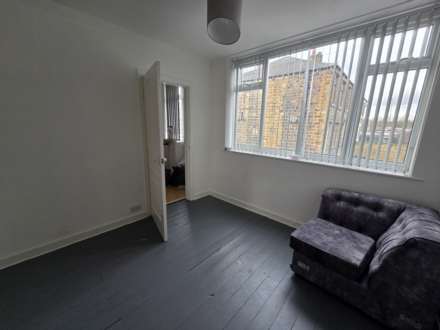 Field Lane, Dewsbury, Image 2