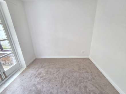 Elder Drive, Dewsbury, Image 9