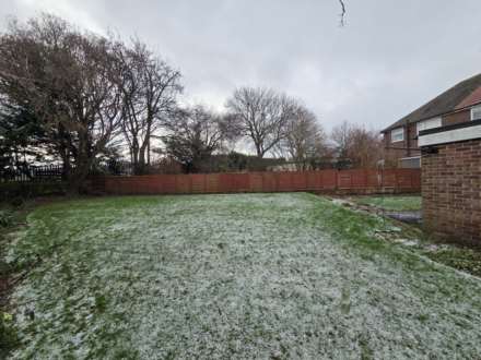 Highfield Mount, Dewsbury, Image 11