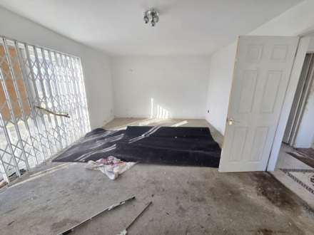 Staincliffe Road, Dewsbury, Image 2