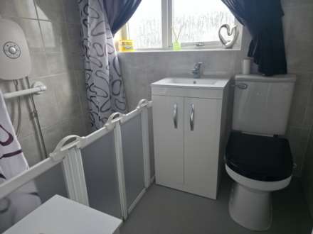 Partridge Crescent, Dewsbury, Image 7