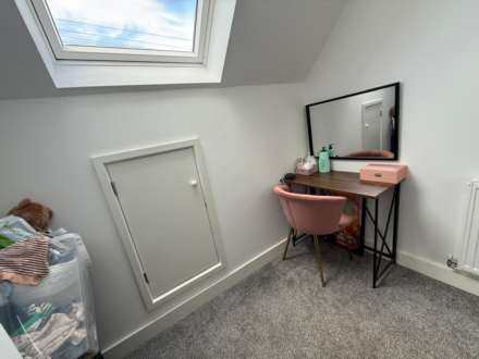 Hillcrest Court, Dewsbury, Image 11