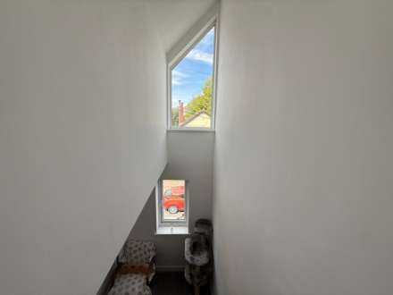 Hillcrest Court, Dewsbury, Image 7