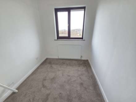 Elder Drive, Dewsbury, Image 6