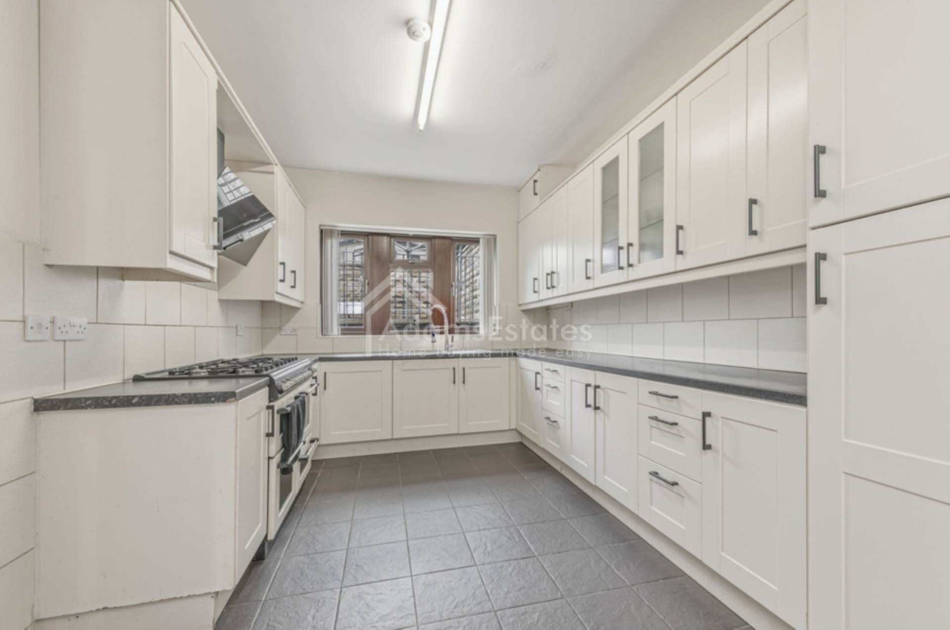 Warren Street, Dewsbury, Image 32