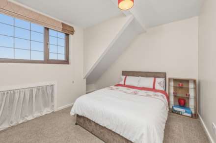 Warren Street, Dewsbury, Image 23