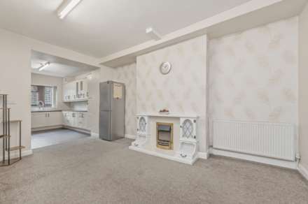 Warren Street, Dewsbury, Image 31