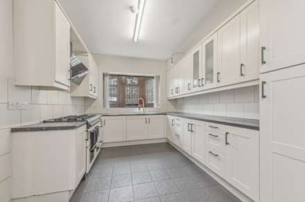 Warren Street, Dewsbury, Image 32