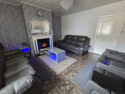 Pilgrim Avenue, Dewsbury, Image 2