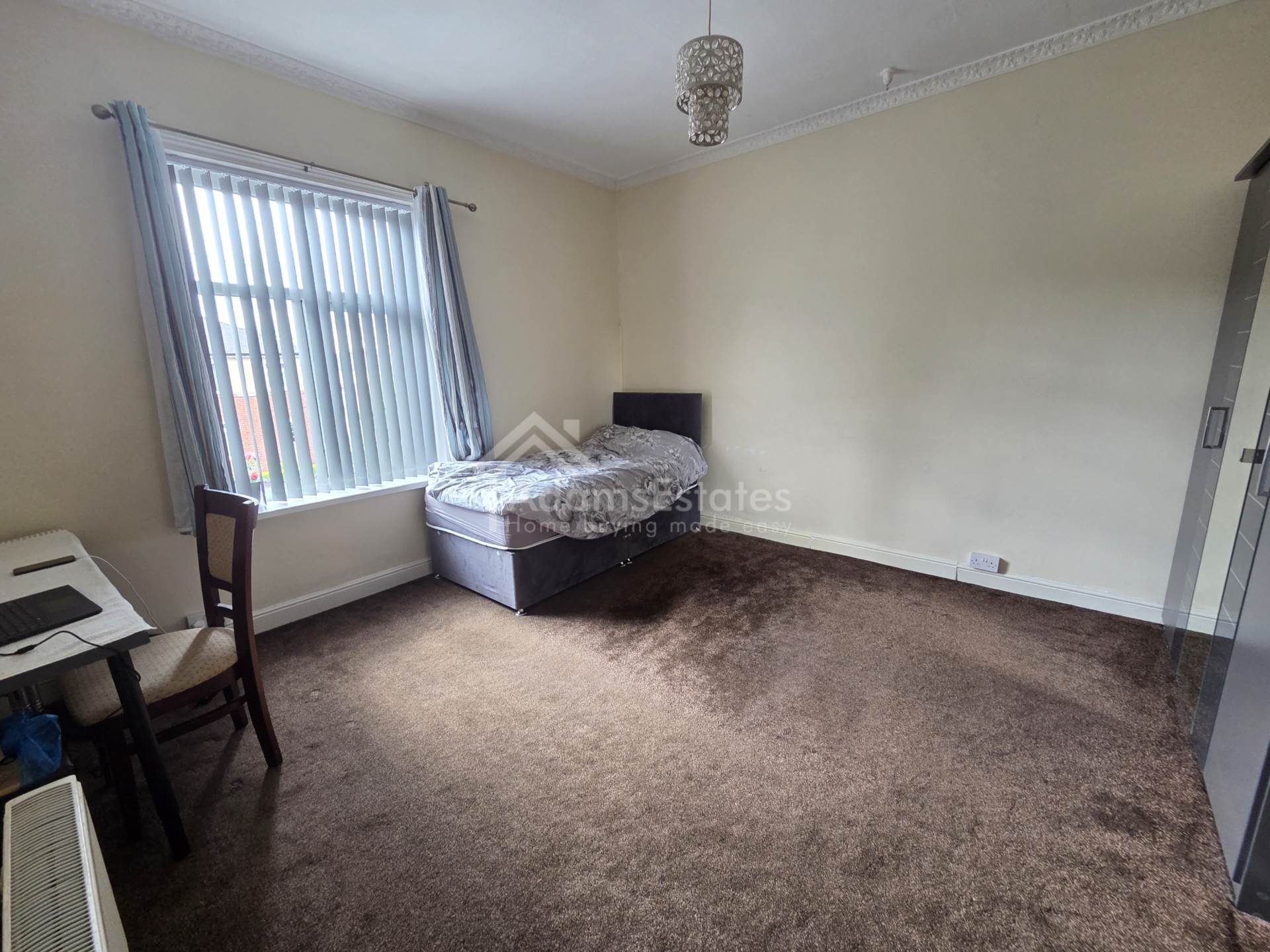 High Street, Heckmondwike, Image 5