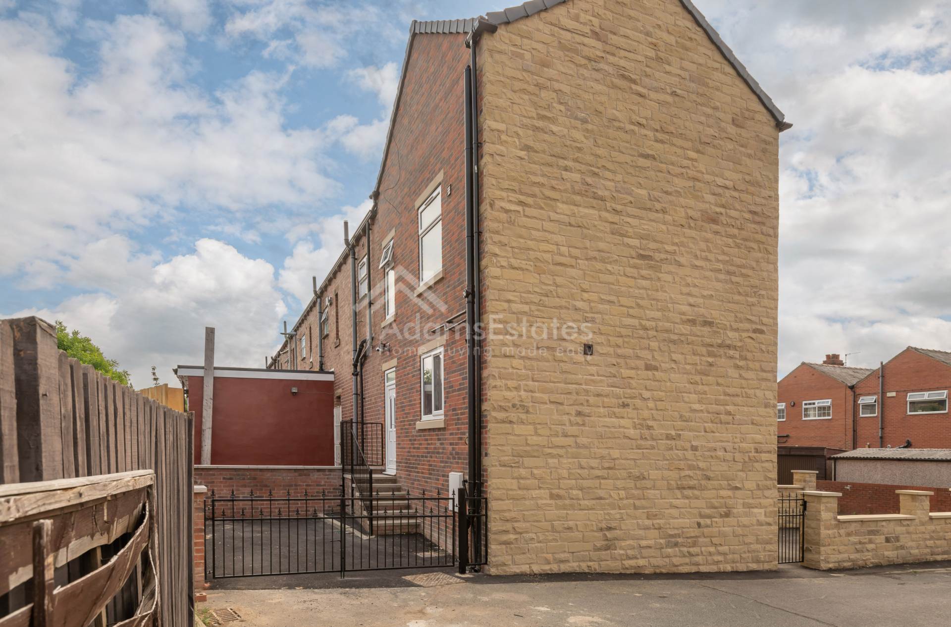 Garden Terrace, Dewsbury, Image 9