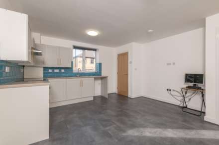 Garden Terrace, Dewsbury, Image 3