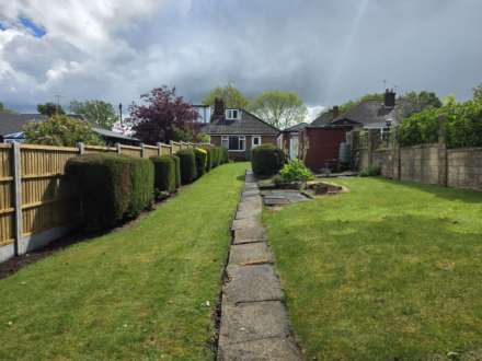 Highfield Mount, Dewsbury, Image 11