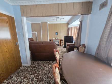Highfield Mount, Dewsbury, Image 3