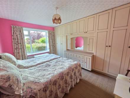 Highfield Mount, Dewsbury, Image 6