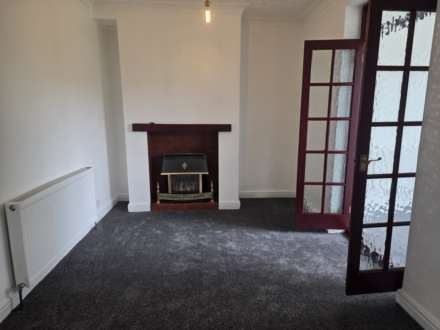 Ravensthorpe Road, Dewsbury, Image 4