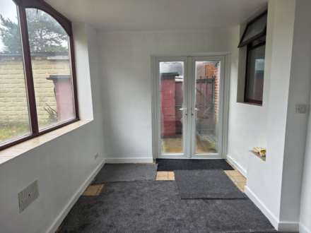 Ravensthorpe Road, Dewsbury, Image 6