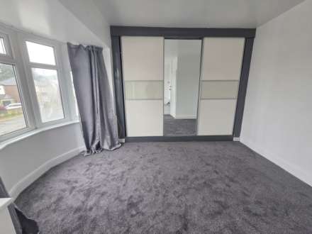 Ravensthorpe Road, Dewsbury, Image 9