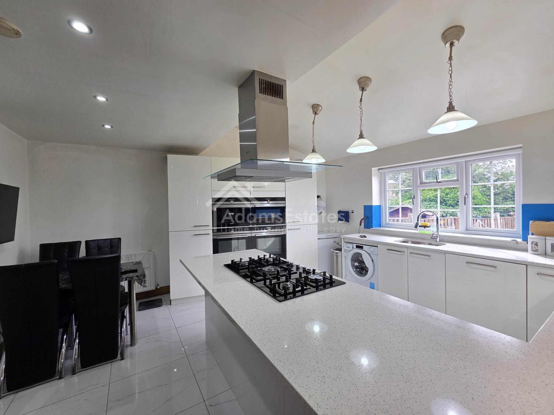 St Annes Close, Dewsbury, Image 11
