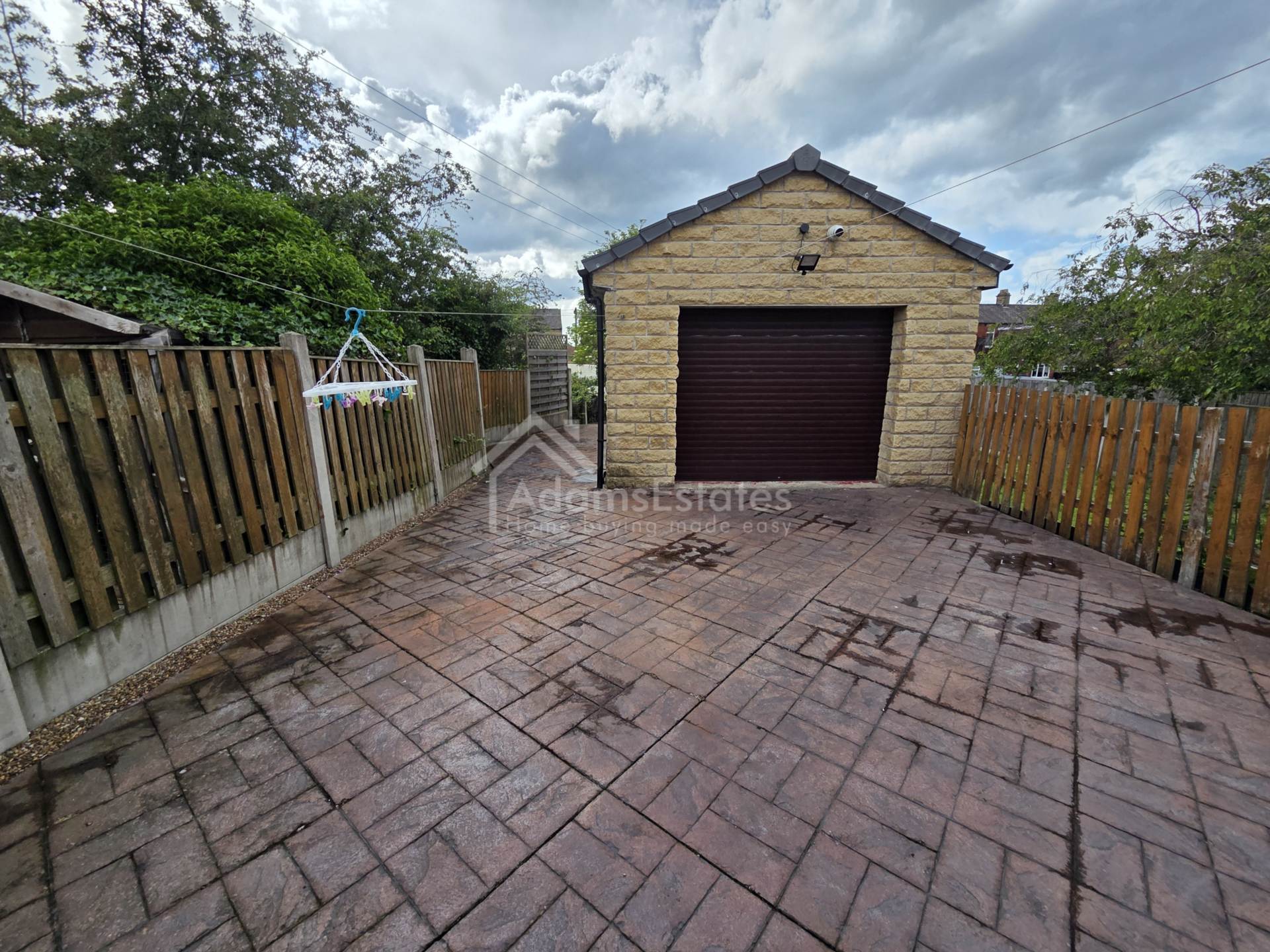 St Annes Close, Dewsbury, Image 20