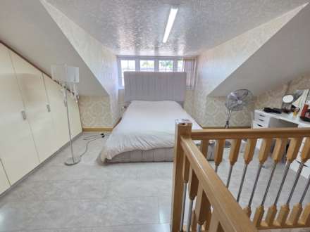 St Annes Close, Dewsbury, Image 16