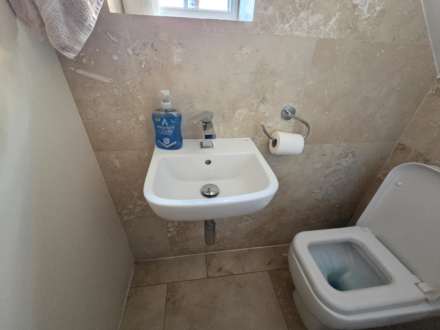 St Annes Close, Dewsbury, Image 19