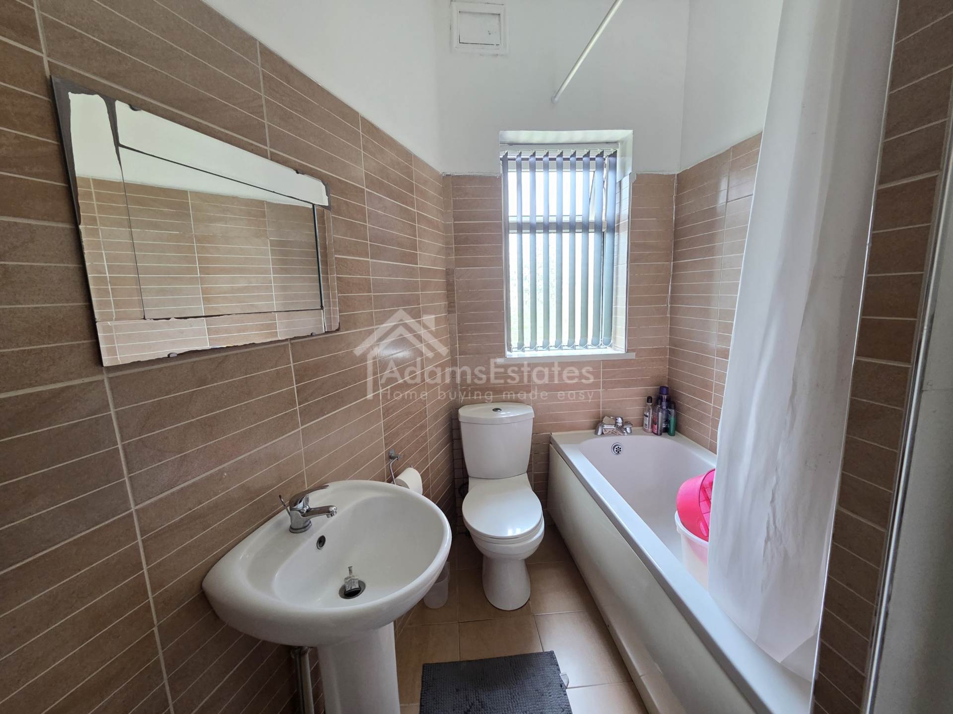 Victoria Road, Dewsbury, Image 9