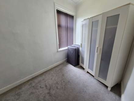 Victoria Road, Dewsbury, Image 7
