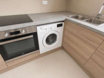 North Road, Dewsbury, Image 2