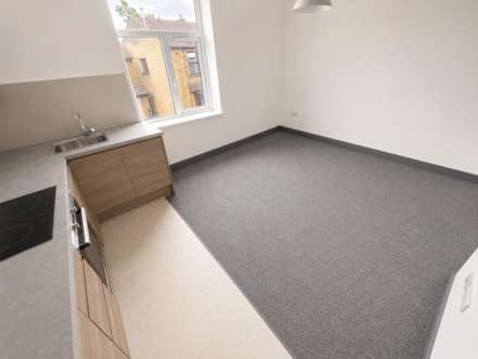 North Road, Dewsbury, Image 8