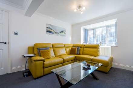 Orchard Croft, Dewsbury, Image 2