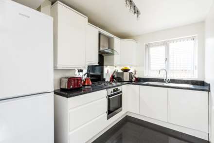 Orchard Croft, Dewsbury, Image 6