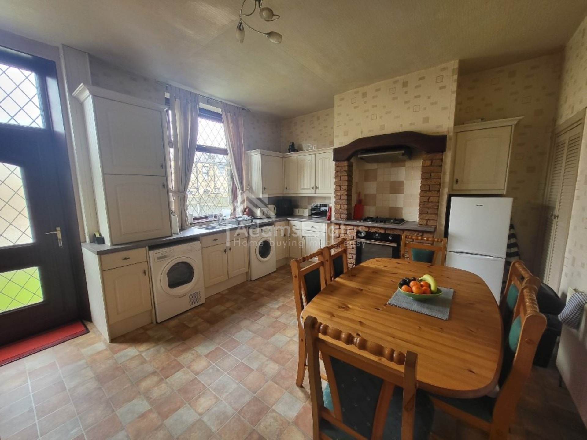Lees Hall Road, Dewsbury, Image 3