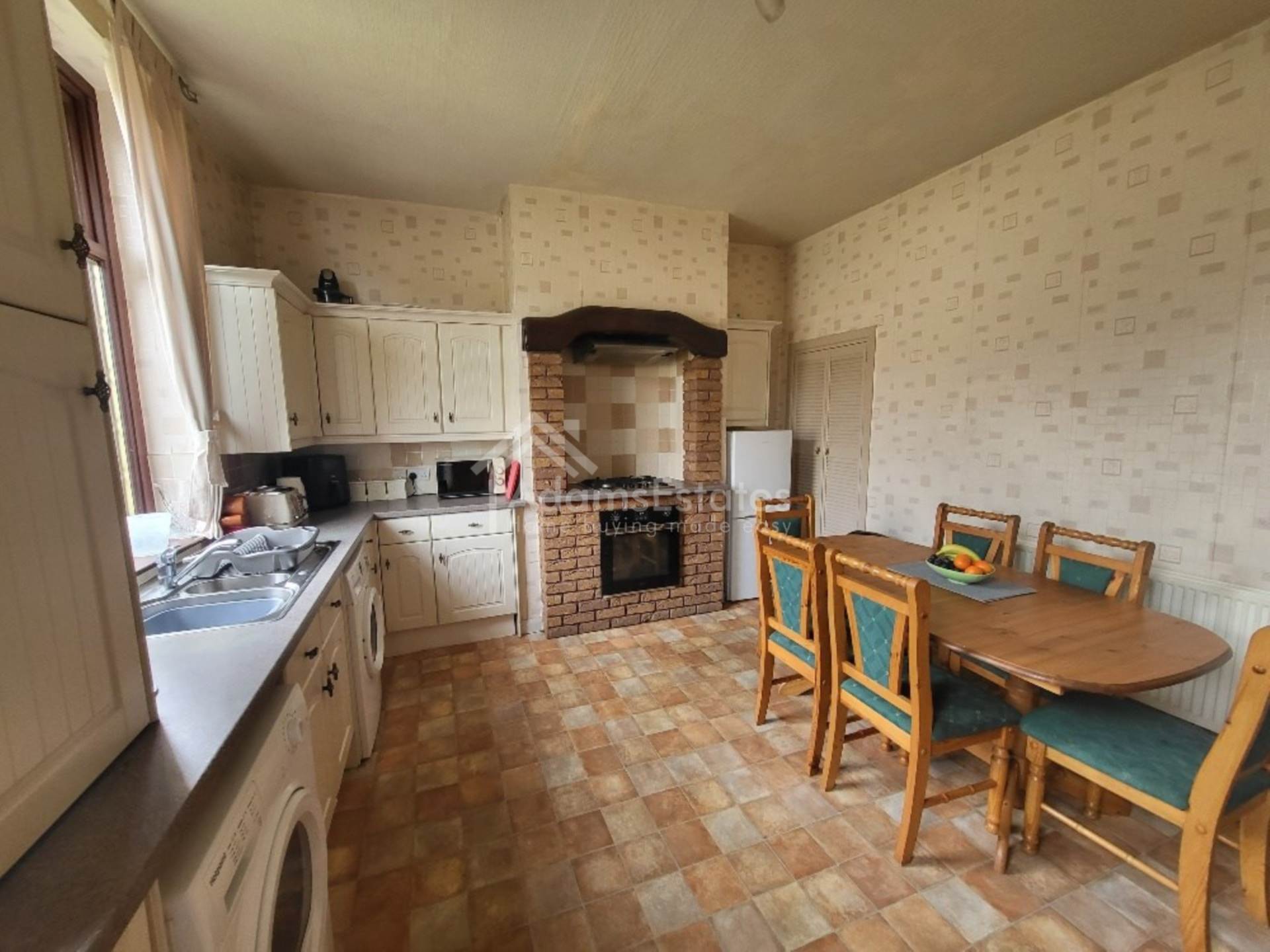 Lees Hall Road, Dewsbury, Image 4
