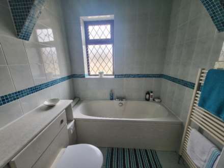 Lees Hall Road, Dewsbury, Image 10