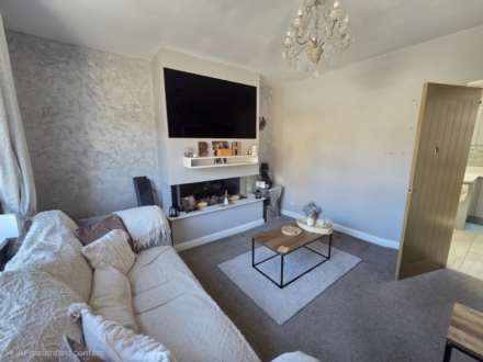 Castle Crescent, Dewsbury, Image 5