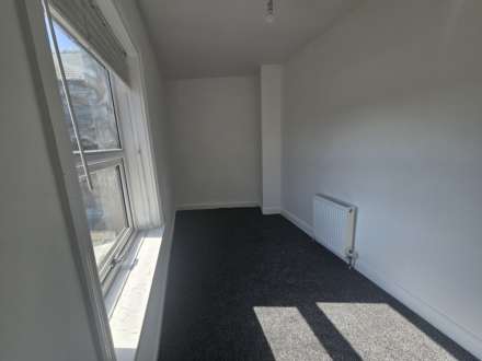 Fiddler Hill, Dewsbury, Image 5