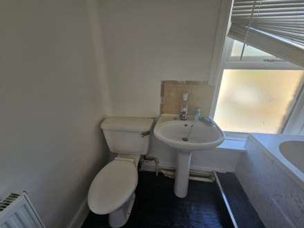 Fiddler Hill, Dewsbury, Image 7