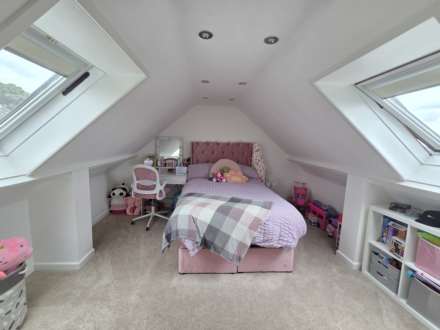 Moorcroft Drive, Dewsbury, Image 11