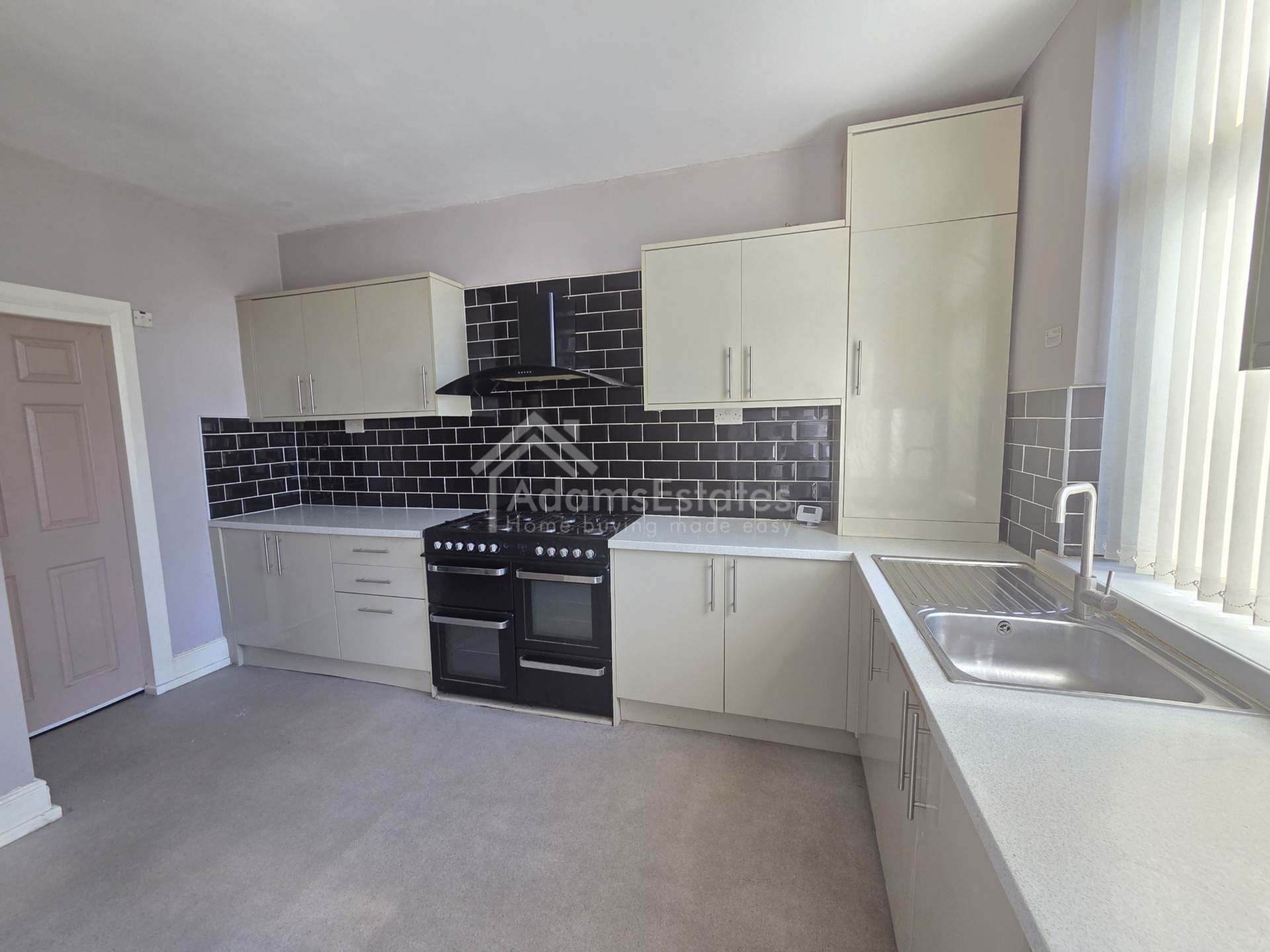 Savile Rd, Dewsbury, Image 9