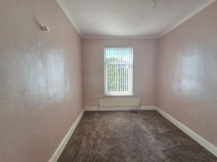 Savile Rd, Dewsbury, Image 16