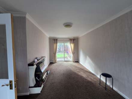 Hyrstlands Rd, Batley, Image 2