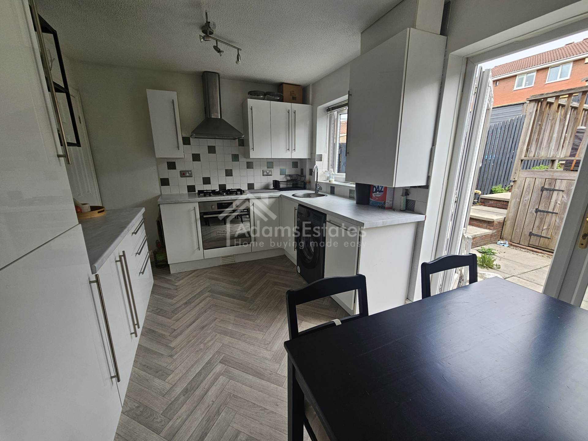 Wheat Close, Dewsbury, Image 4