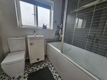 Wheat Close, Dewsbury, Image 11