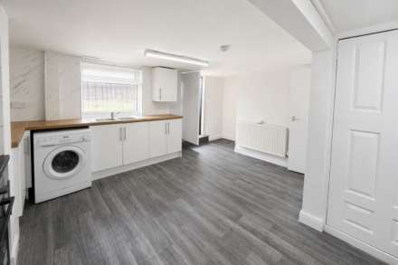 Dearnley Street, Dewsbury, Image 4