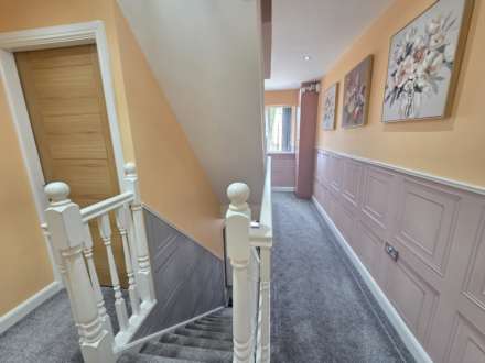 Old Bank Road, Dewsbury, Image 12