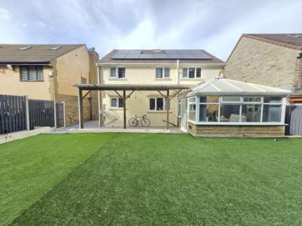 Old Bank Road, Dewsbury, Image 25