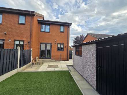 Maizebrook, Dewsbury, Image 10